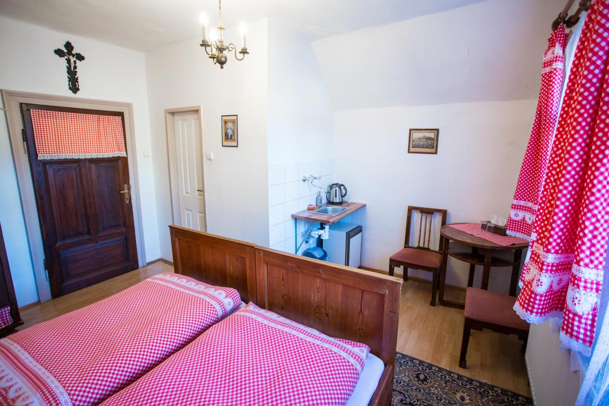 Penzion Ctrnactka Rataje nad Sázavou Exterior foto